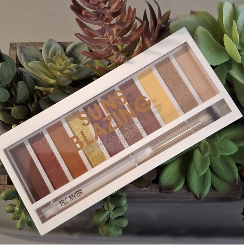 Suns Blazing Eyeshadow Palette